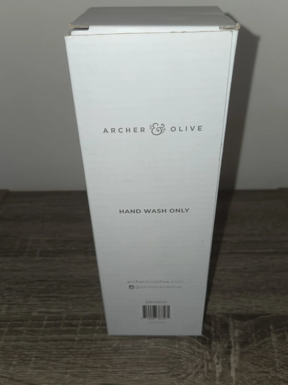 New Archer & Olive Glass Water Bottle Stationery Drinking Logo Wooden Cap.